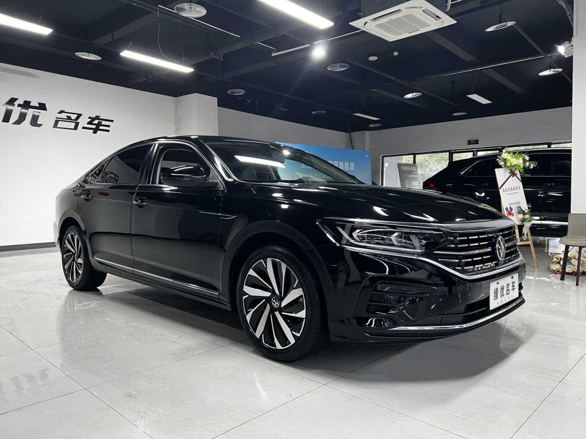 大眾 帕薩特  2022款 330TSI 豪華版圖片