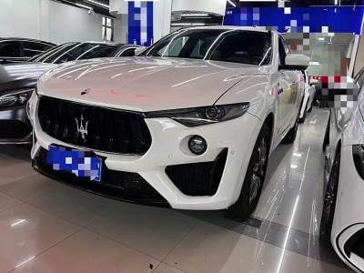 2022年12月 瑪莎拉蒂 Levante 3.0T 標(biāo)準(zhǔn)版圖片