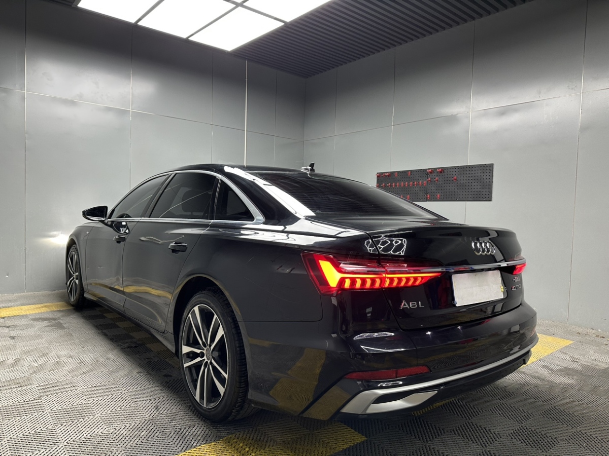 2021年8月奧迪 奧迪A6L  2021款 40 TFSI 豪華動(dòng)感型