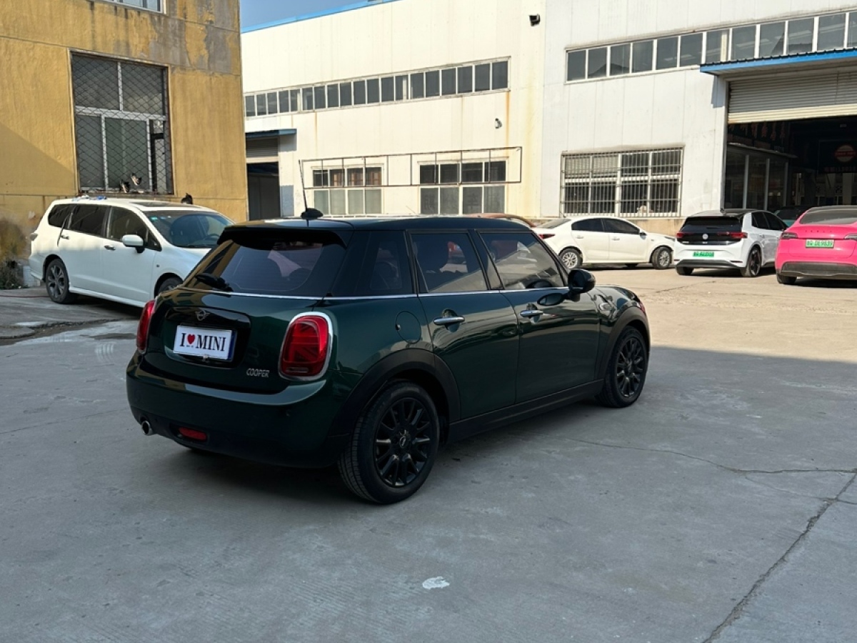 MINI MINI  2018款 1.5T COOPER 經(jīng)典派 五門版圖片