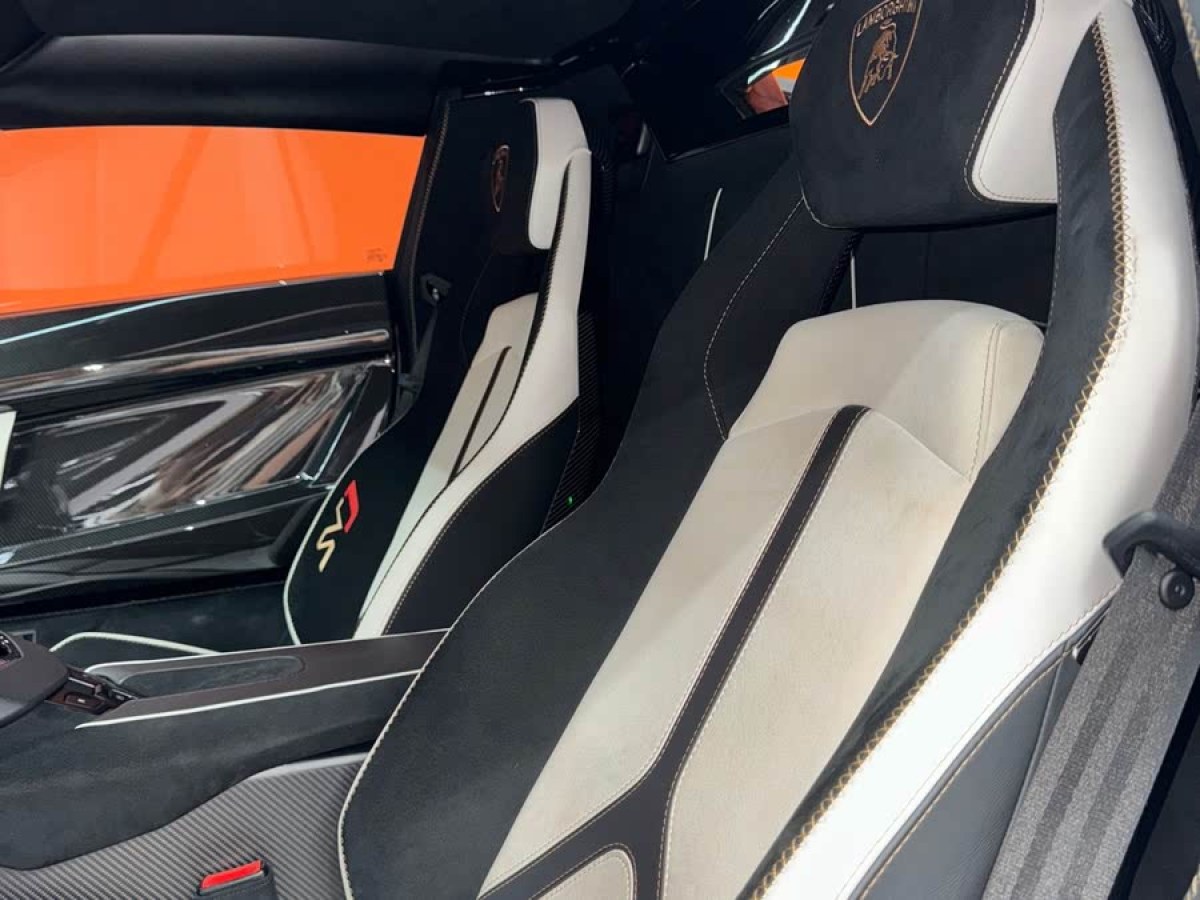 蘭博基尼 Aventador  2019款 Aventador SVJ Roadster圖片