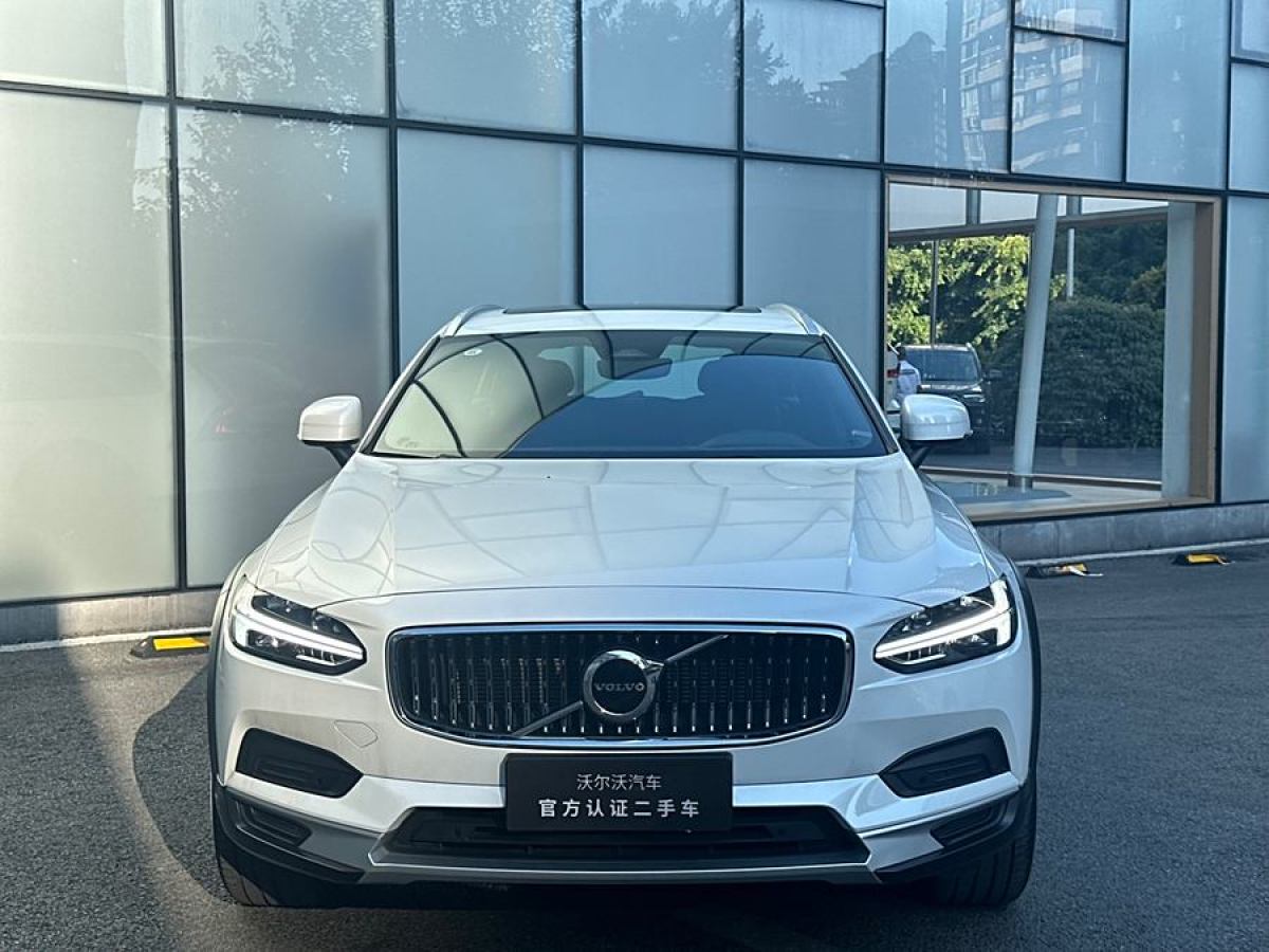 沃尔沃 V90  2023款 Cross Country B5 AWD 智远版图片