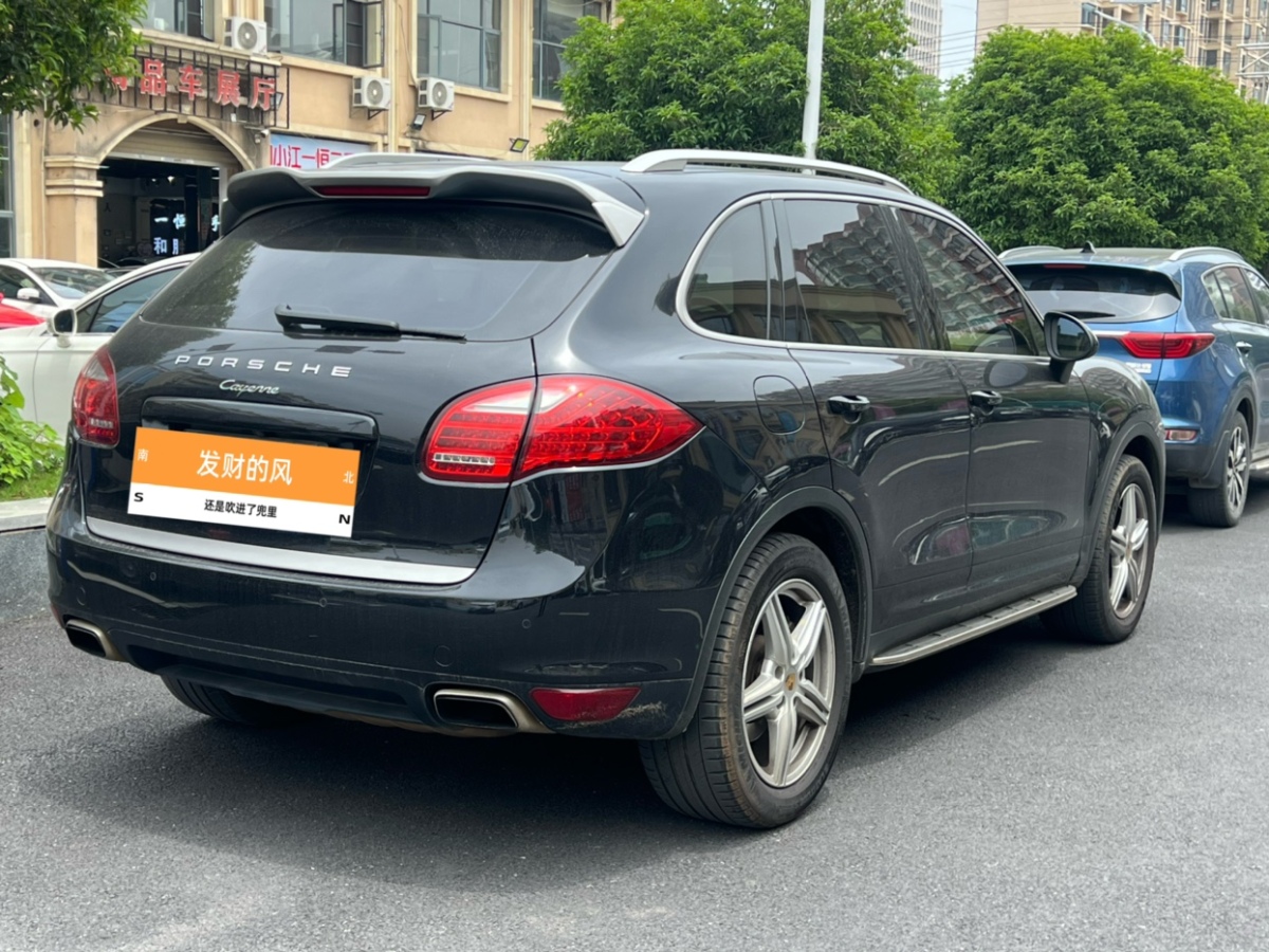 保時(shí)捷 Cayenne  2014款 Cayenne Platinum Edition 3.0T圖片