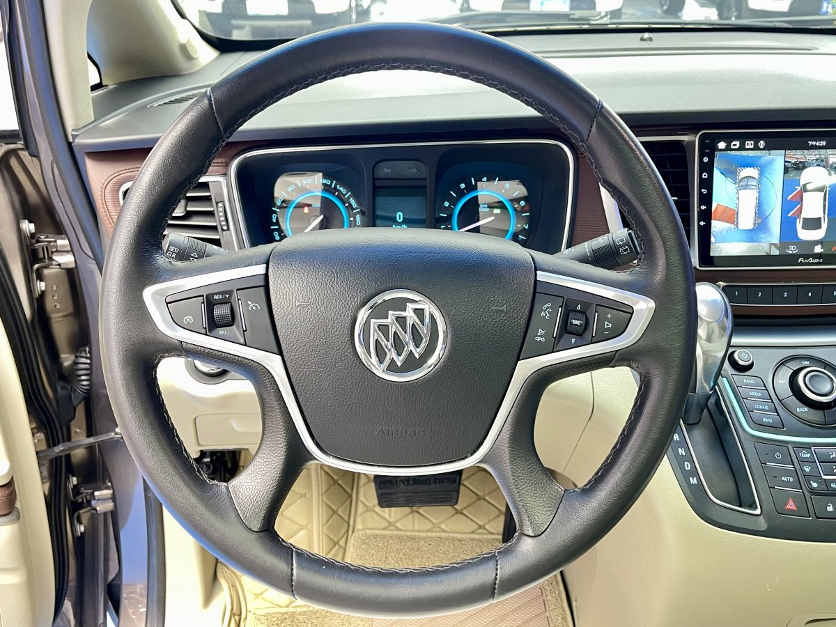 2015年7月別克 GL8  2014款 3.0L GT豪華商務(wù)豪雅版