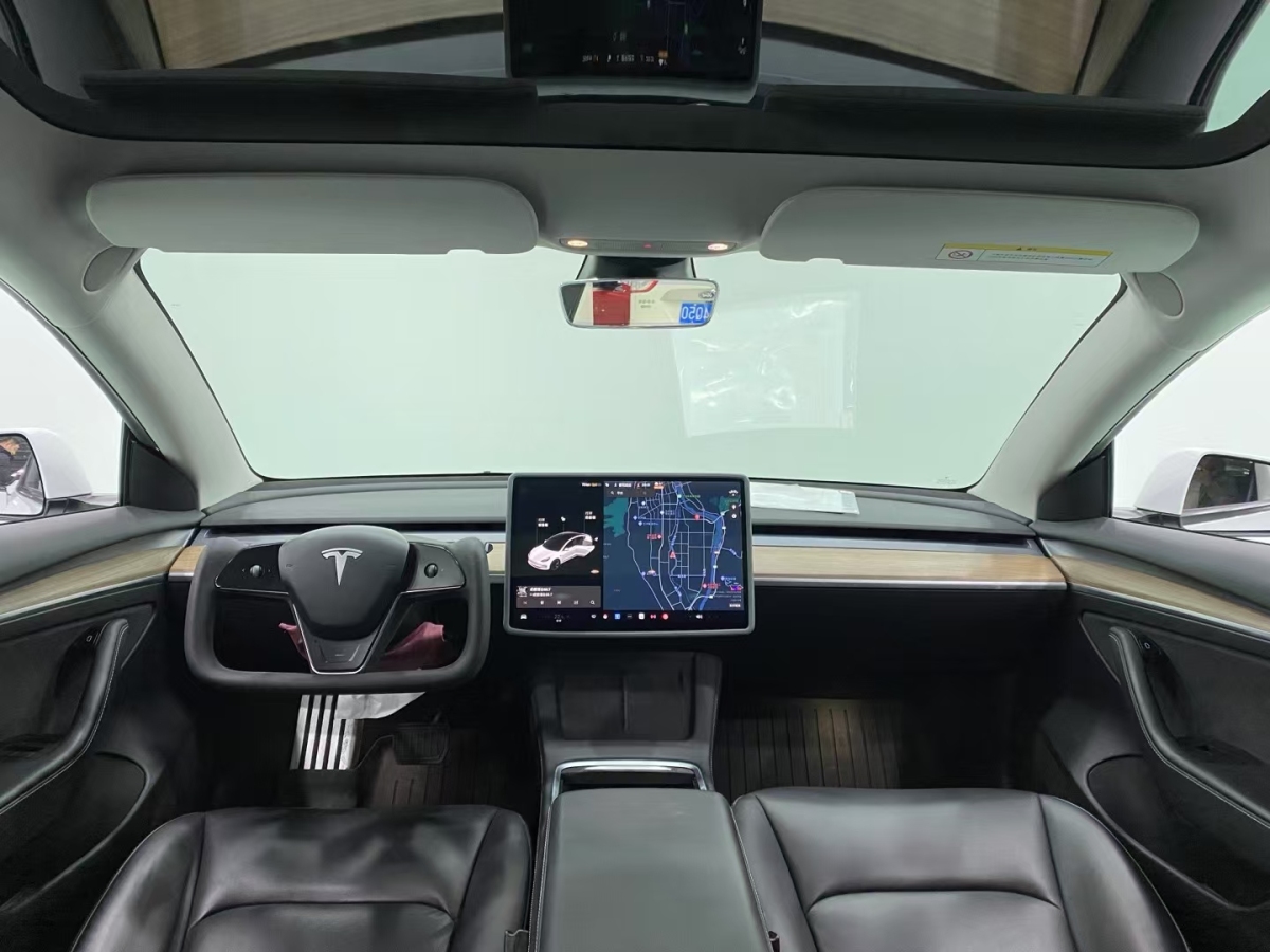 特斯拉 Model 3  2019款 標(biāo)準(zhǔn)續(xù)航后驅(qū)升級(jí)版圖片