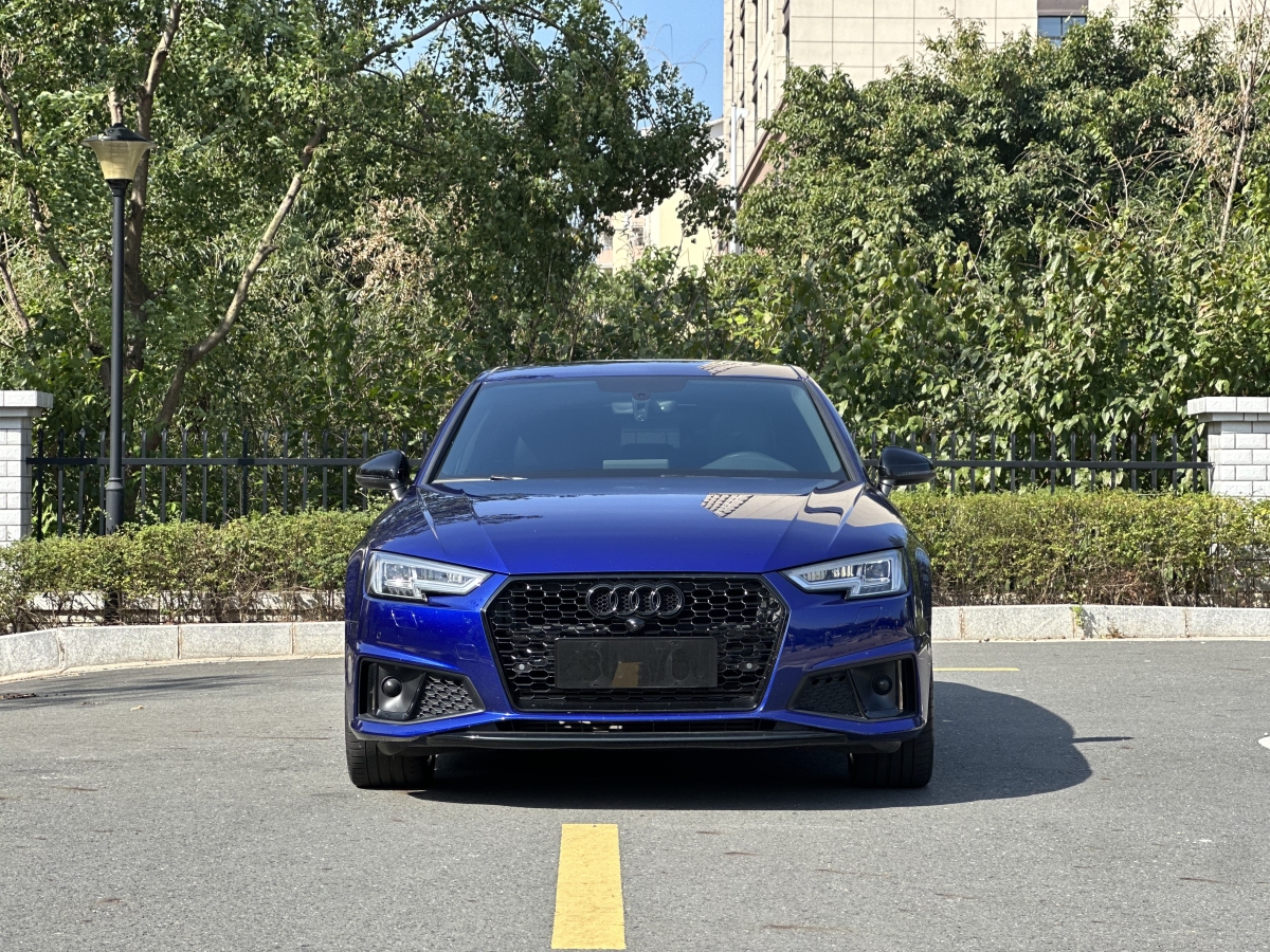 奧迪 奧迪A4L  2019款 45 TFSI quattro 運(yùn)動型 國V圖片