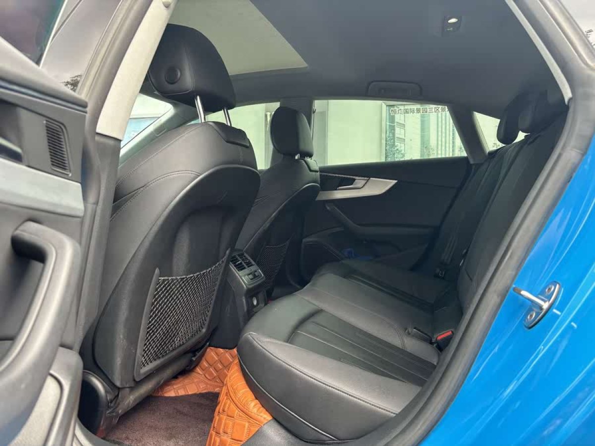 奧迪 奧迪A5  2023款 Sportback 45 TFSI quattro 臻選動感型圖片