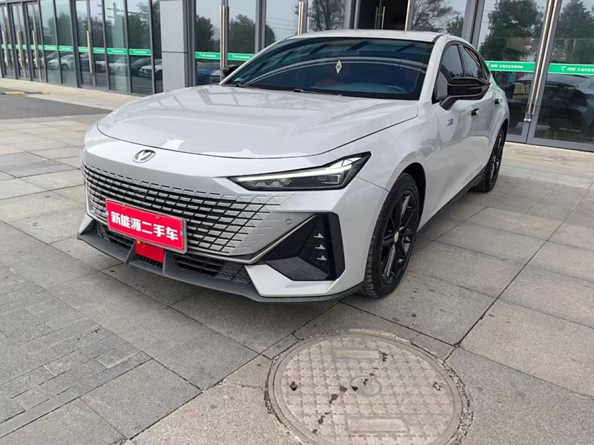 長(zhǎng)安 長(zhǎng)安UNI-V 智電iDD  2023款 智電iDD 1.5T 113km智趣型（飛快版）圖片