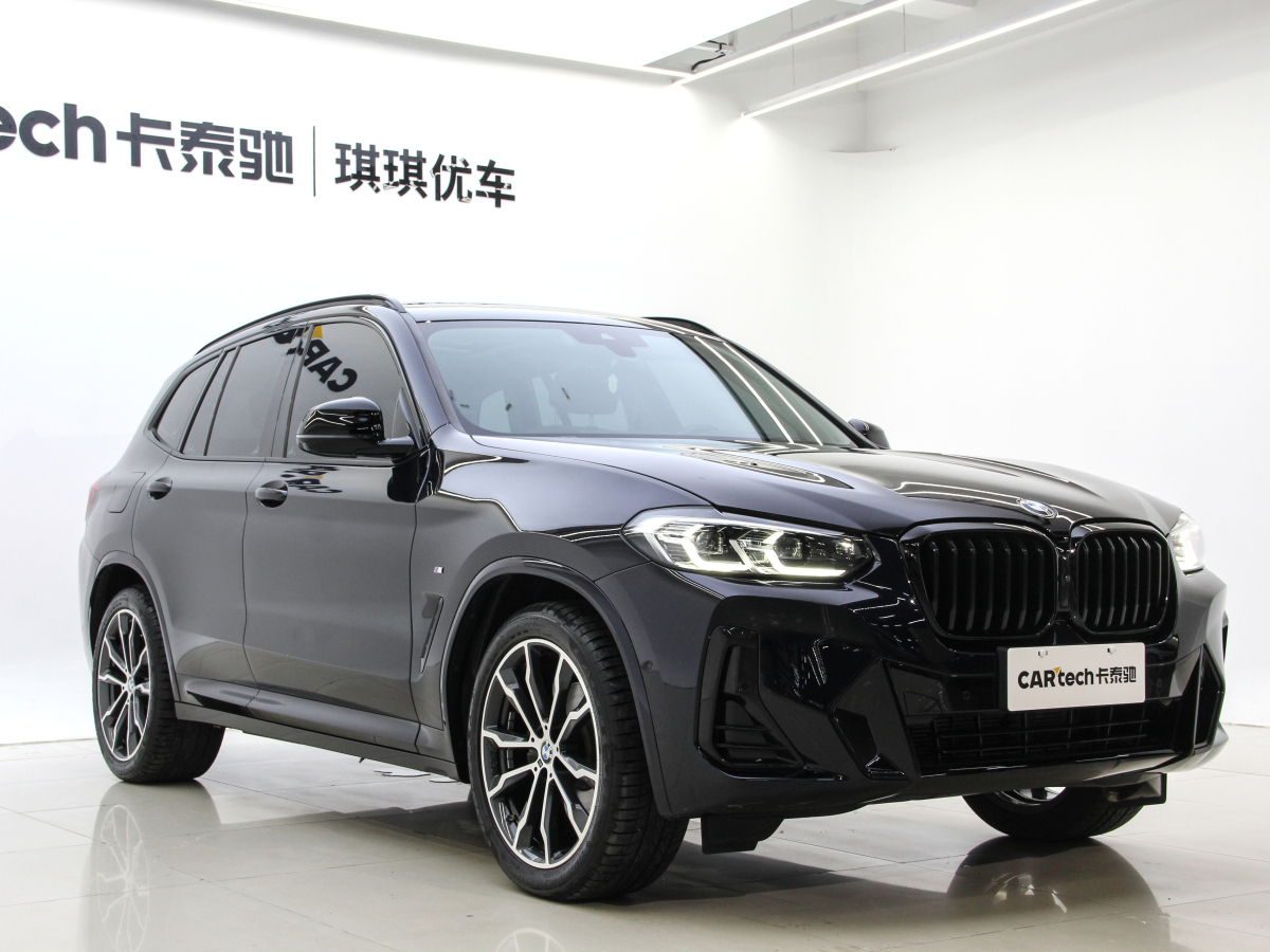 寶馬 寶馬X3  2022款 xDrive30i 領(lǐng)先型 M曜夜套裝圖片