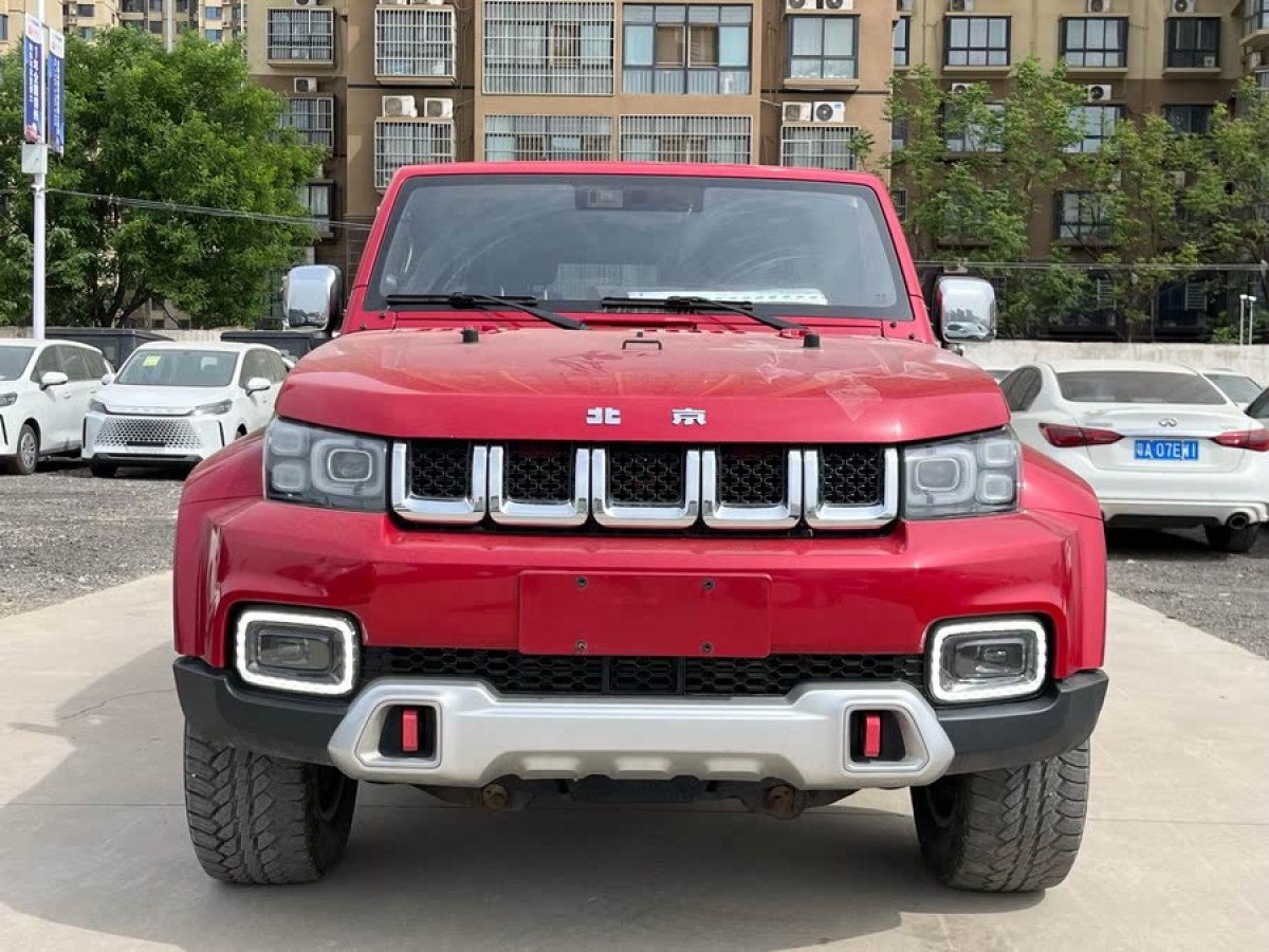 北京 BJ40  2019款 改款 2.0T 自動四驅城市獵人版尊享型 國V圖片