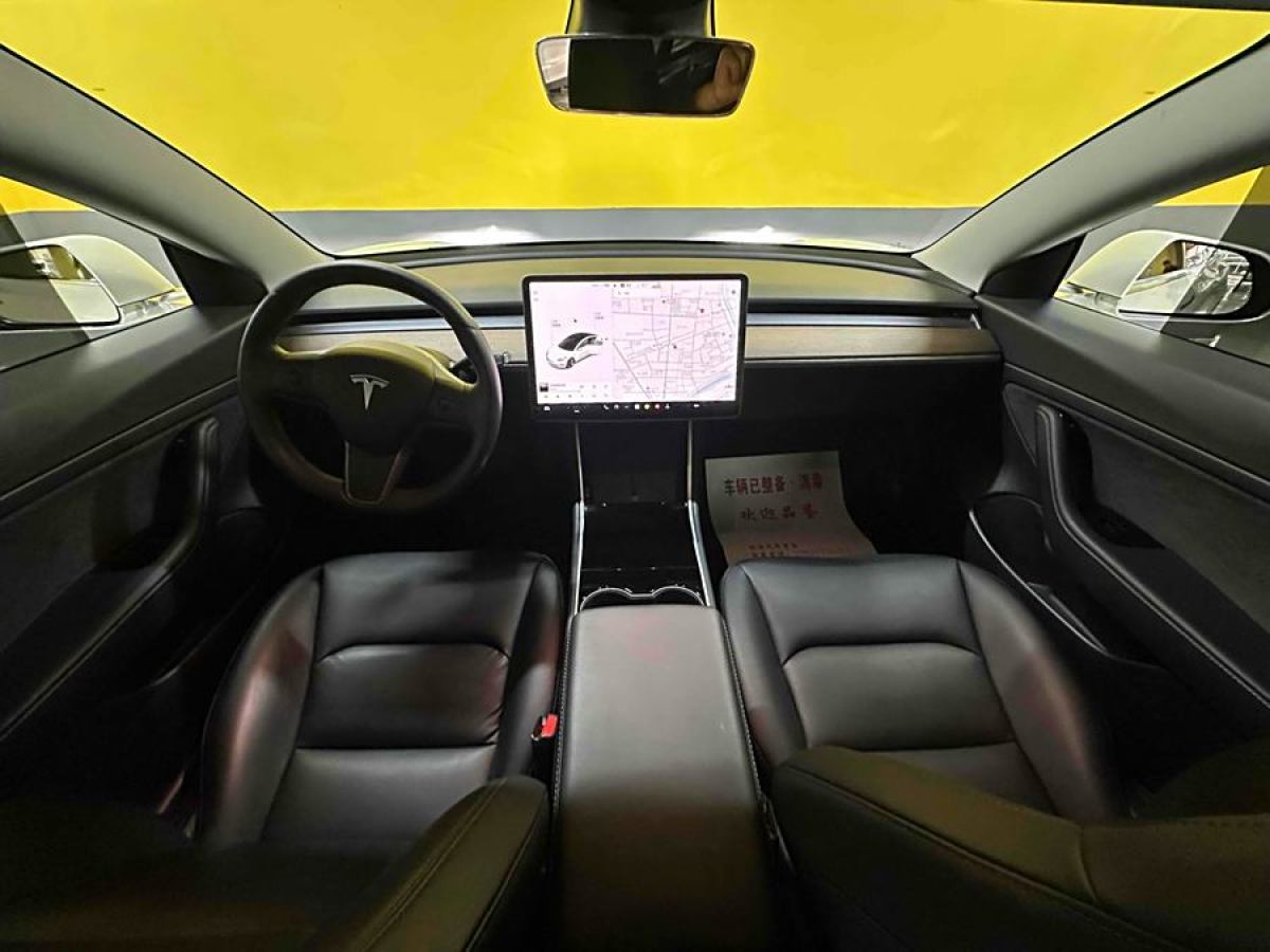 特斯拉 Model 3  2019款 標(biāo)準(zhǔn)續(xù)航后驅(qū)升級版圖片