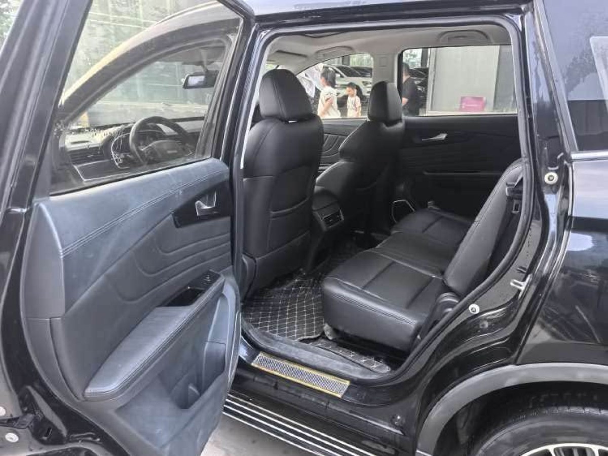 中國重汽VGV VGV U70  2020款 1.5T 自動智享精英版 7座圖片
