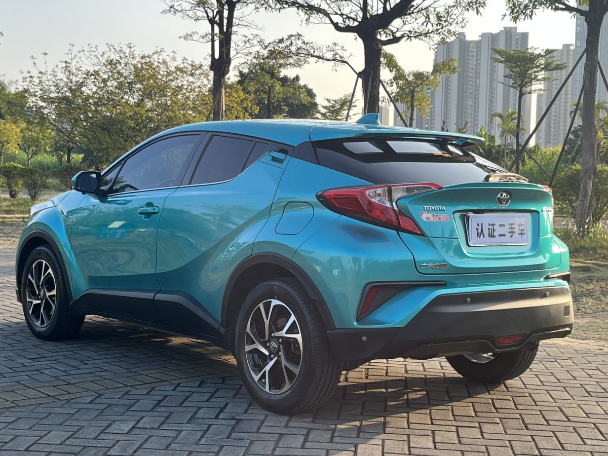 豐田 C-HR  2018款 2.0L 領(lǐng)先版 國VI圖片