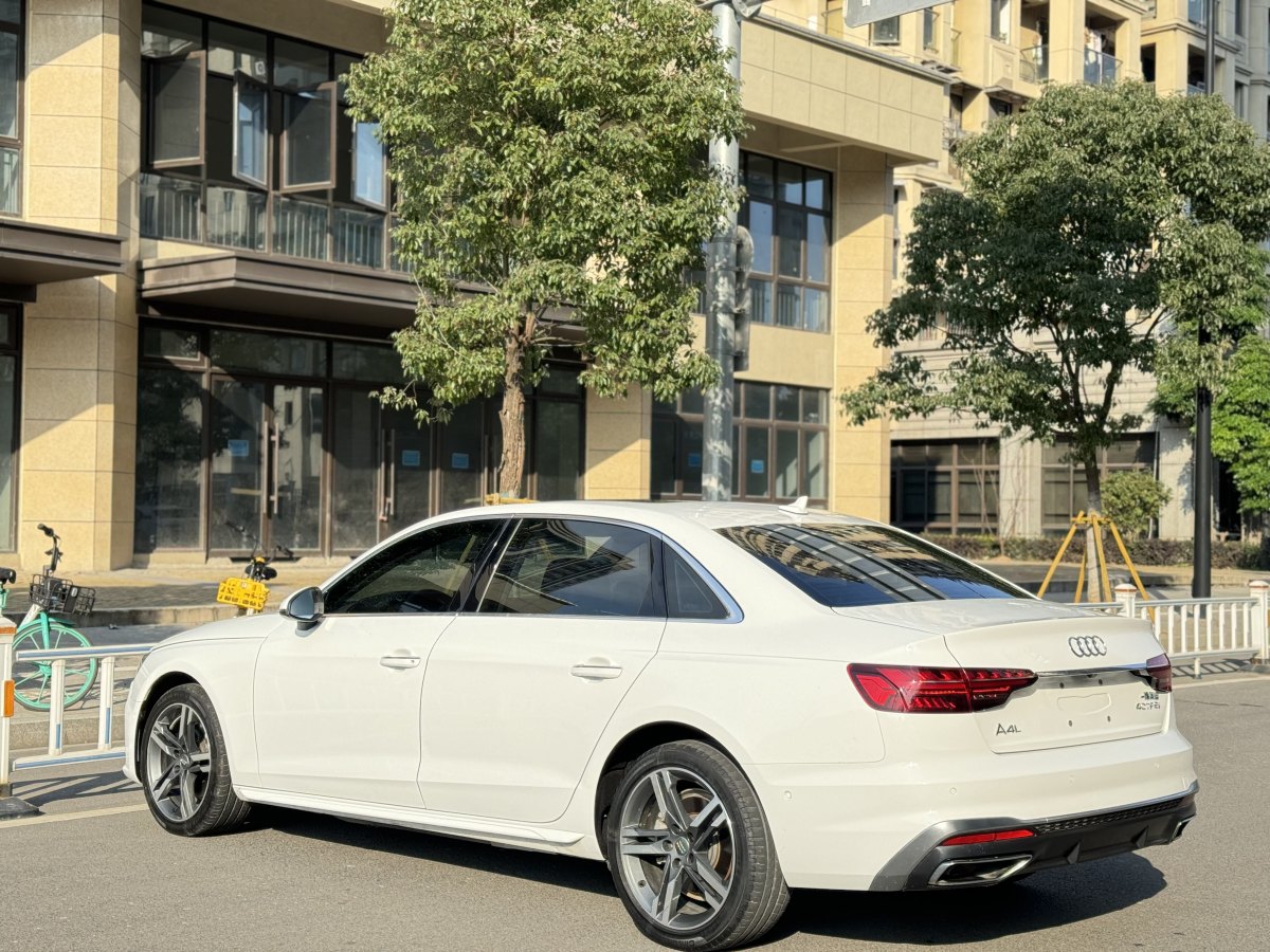 奧迪 奧迪A4L  2020款 40 TFSI 豪華致雅型圖片