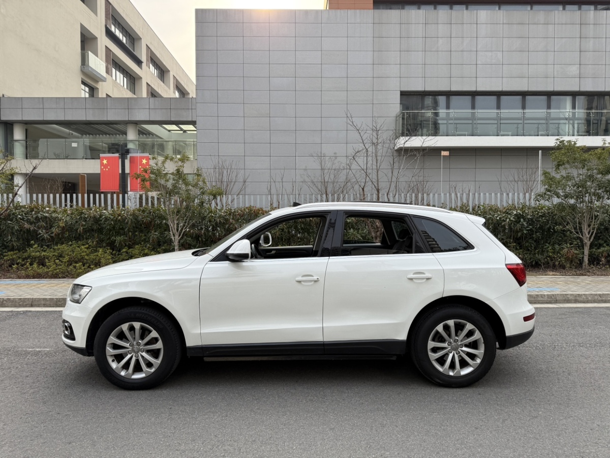 奧迪 奧迪Q5  2013款 40 TFSI 技術(shù)型圖片