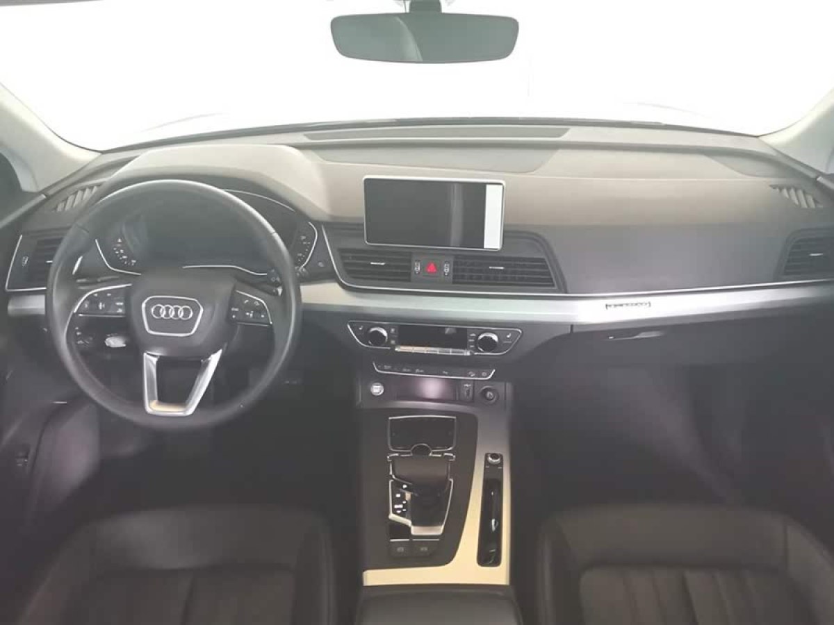 奧迪 奧迪Q5L  2020款 改款 40 TFSI 榮享時尚型圖片