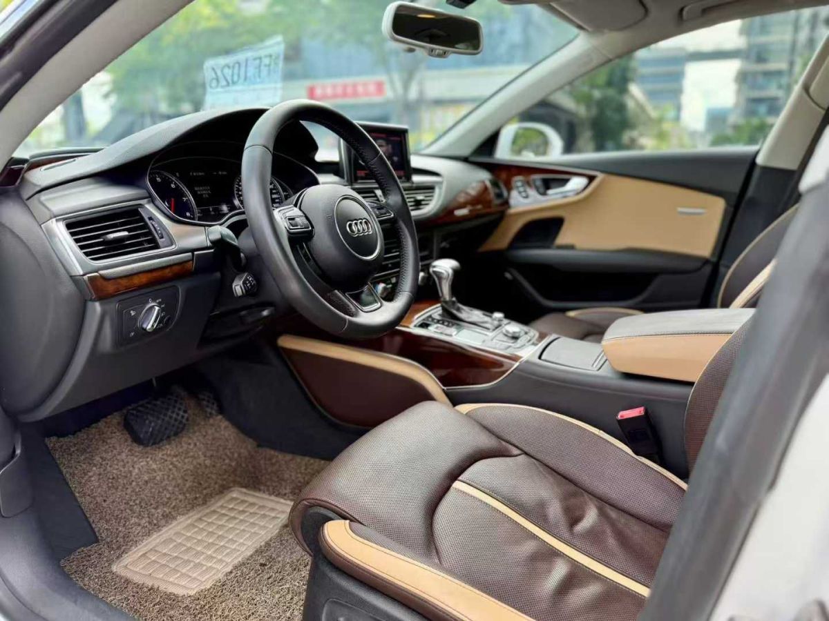 奧迪 奧迪A7  2014款 A7 Sportback 3.0TFSI 50TFSI Quattro舒適型圖片