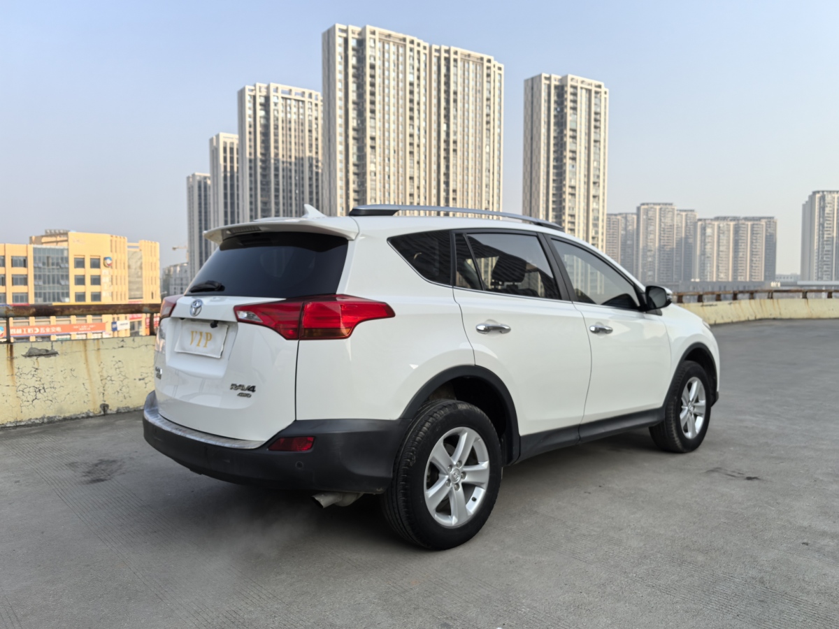 豐田 RAV4榮放  2013款 2.5L 自動(dòng)四驅(qū)精英版圖片