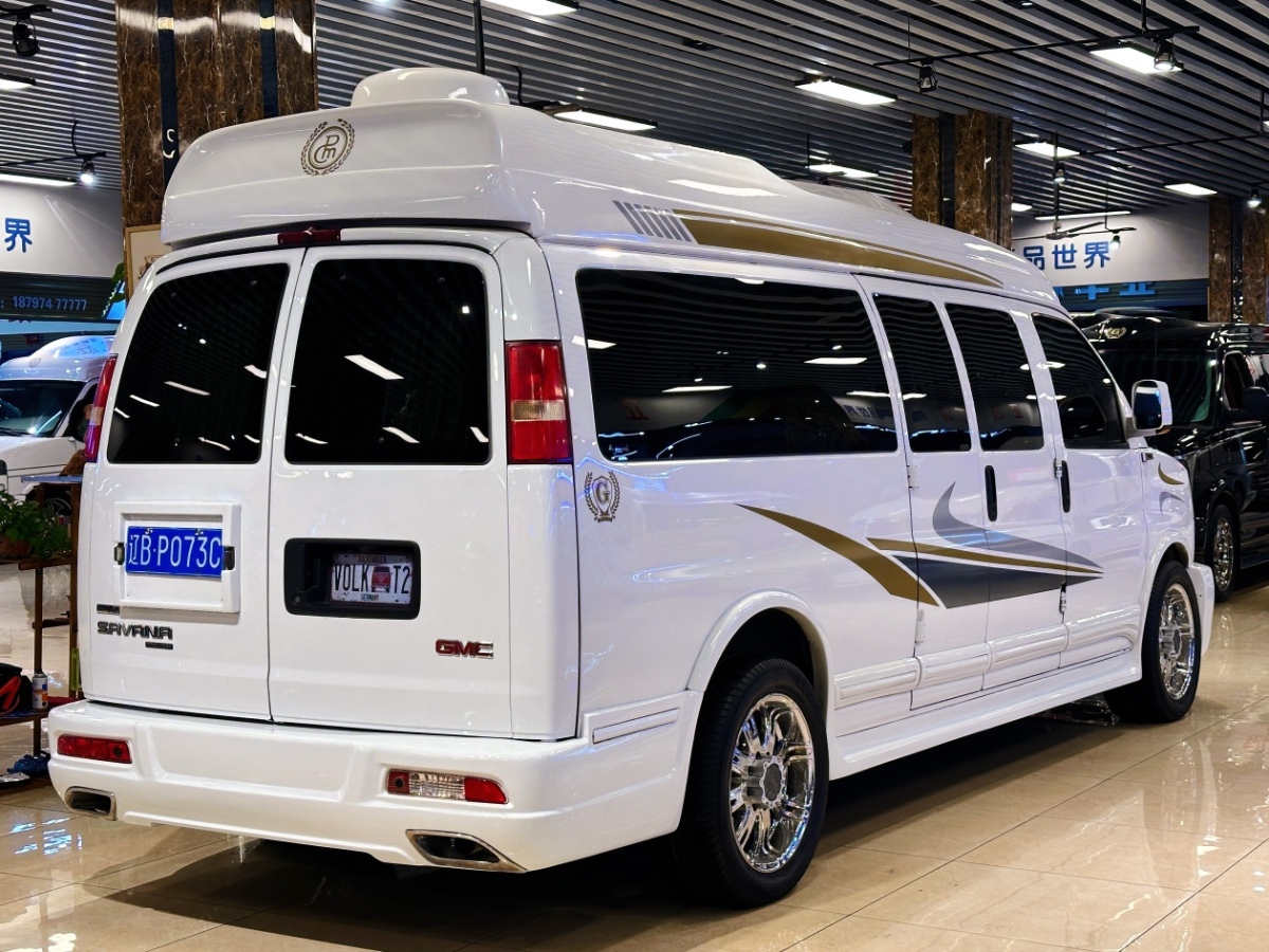 GMC SAVANA  2014款 6.0L 長軸領(lǐng)袖版圖片