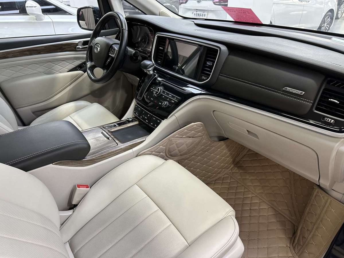 廣汽傳祺 M8  2018款 320T 尊貴版圖片