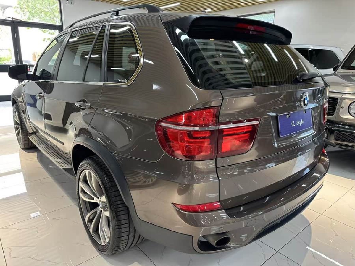 寶馬 寶馬X5  2013款 xDrive35i 領(lǐng)先型圖片