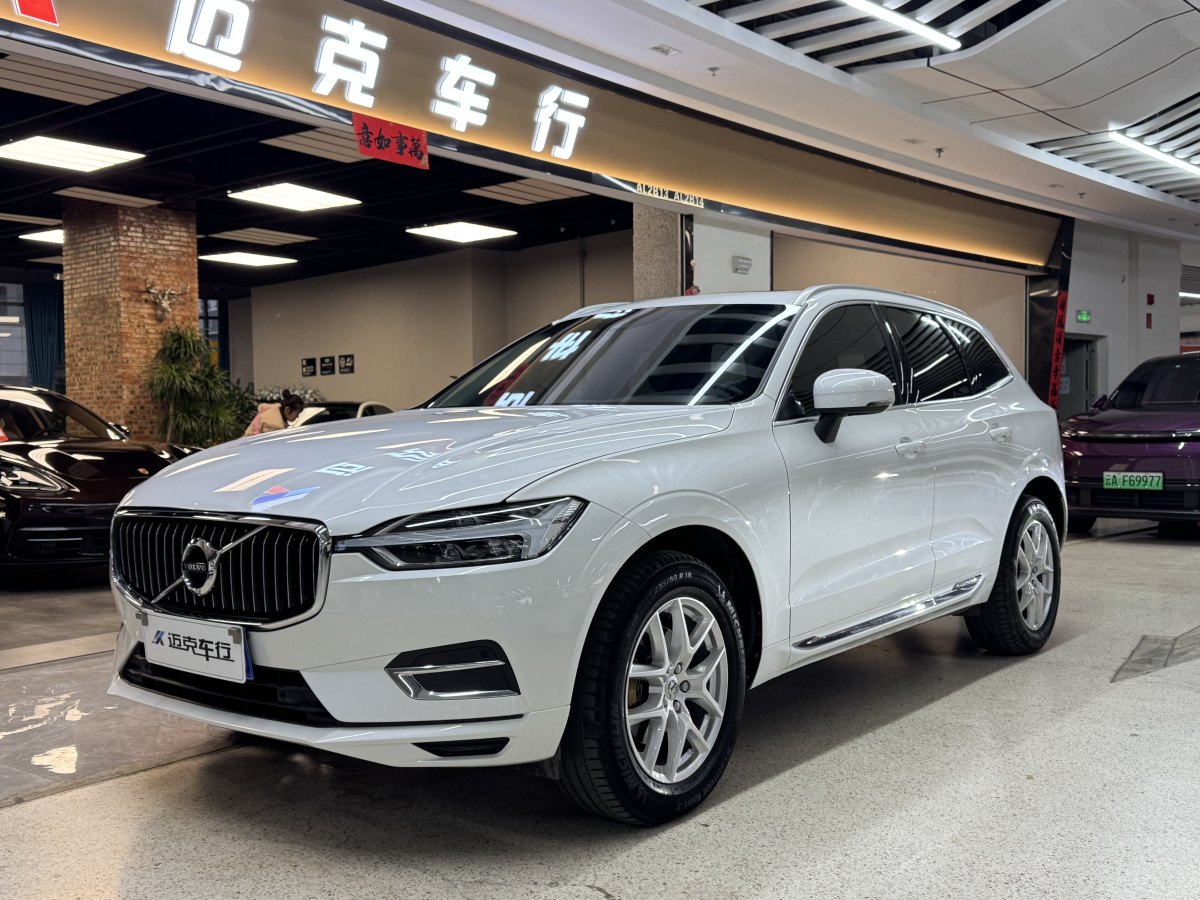 2020年6月沃爾沃 XC60  2020款 T5 四驅(qū)智逸豪華版