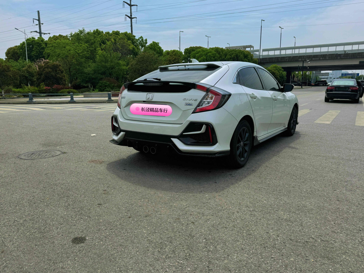 本田 思域  2021款 HATCHBACK 220TURBO CVT新锐控图片