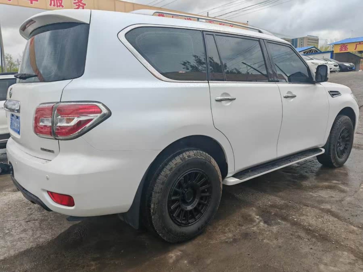 日產(chǎn) 途樂  2018款 5.6L 標準型圖片