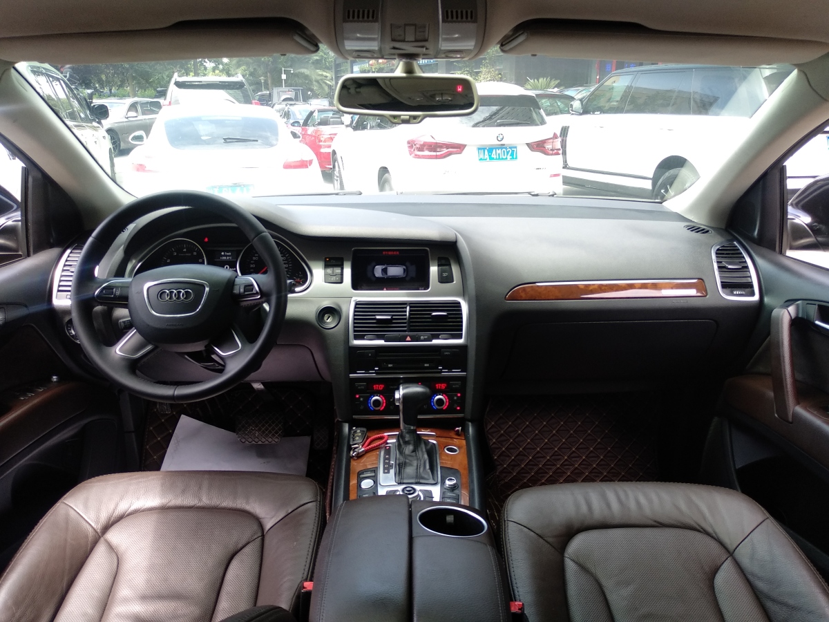 2014年4月奧迪 奧迪Q7  2014款 35 TFSI 進取型