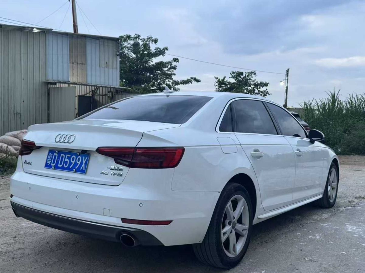 奧迪 奧迪A4L  2017款 A4L 40TFSI 時尚型圖片