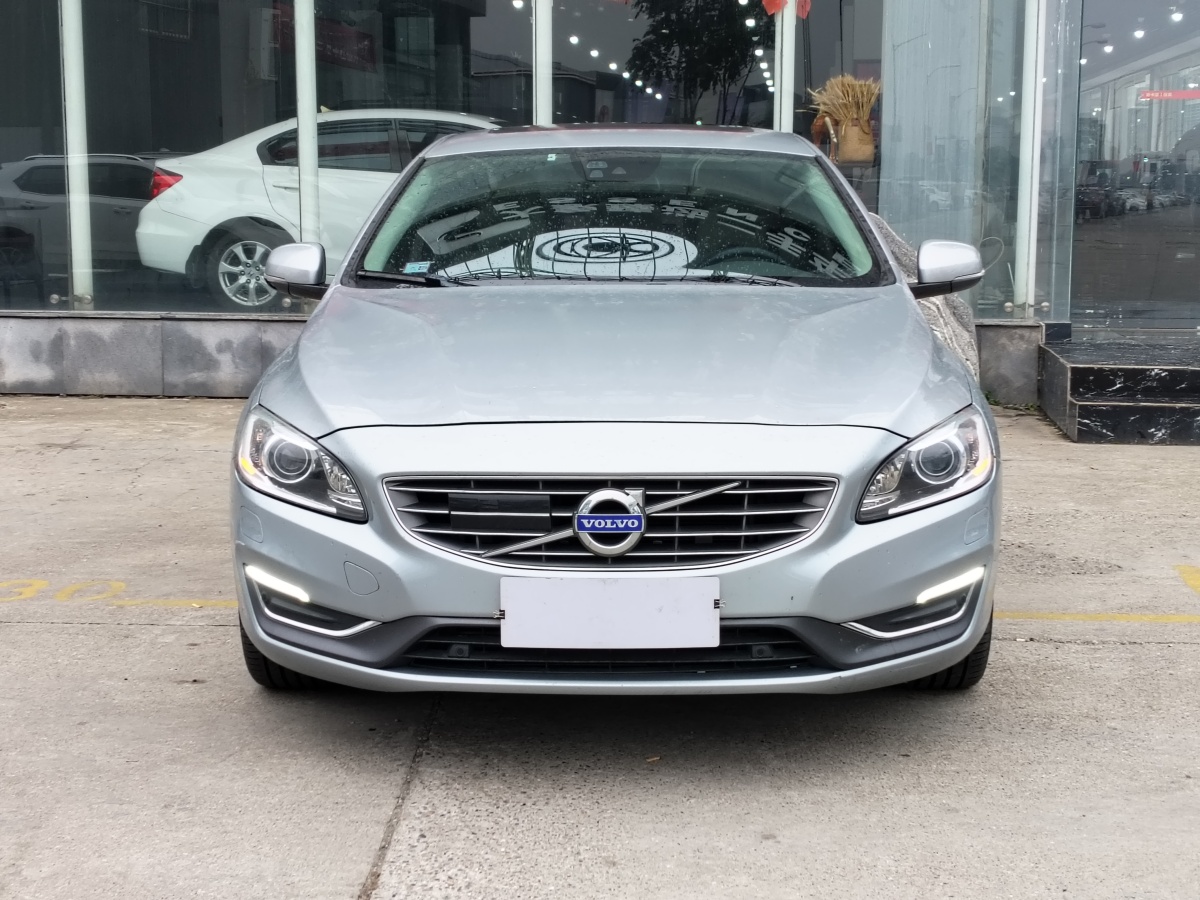 沃爾沃 S60  2014款 S60L 2.0T T5 智馭版圖片