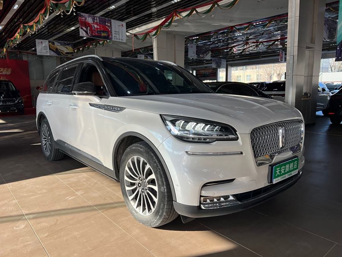 林肯 飛行家  2022款 3.0T V6 四驅(qū)尊雅版圖片