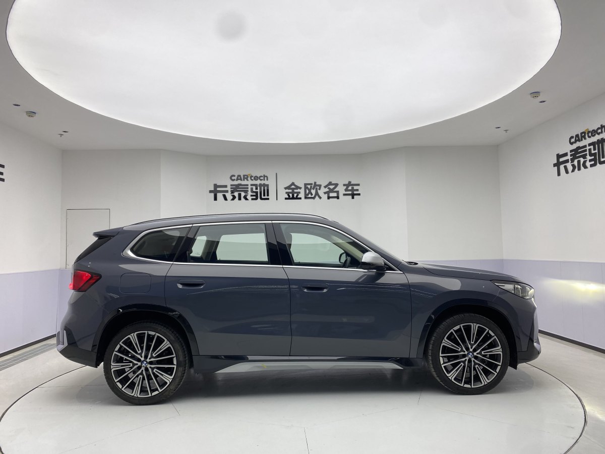 寶馬 寶馬X1  2023款 xDrive25Li X設(shè)計(jì)套裝圖片