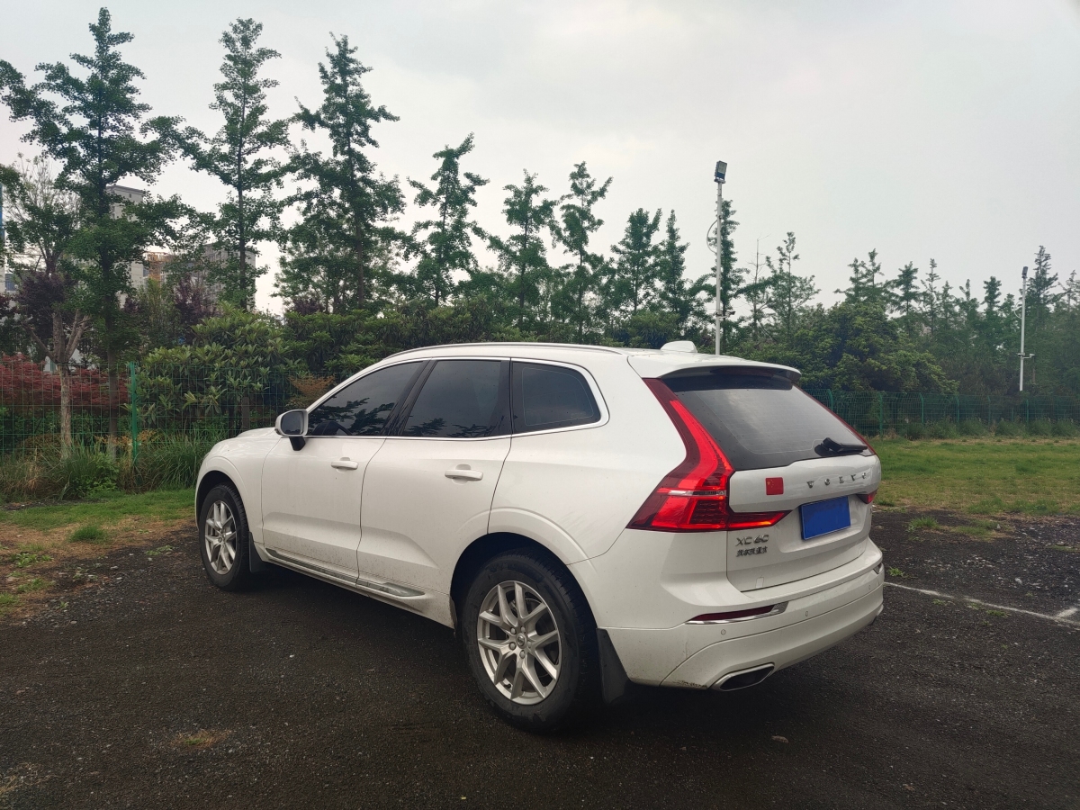 沃尔沃 XC60  2021款 T5 四驱智逸豪华版图片