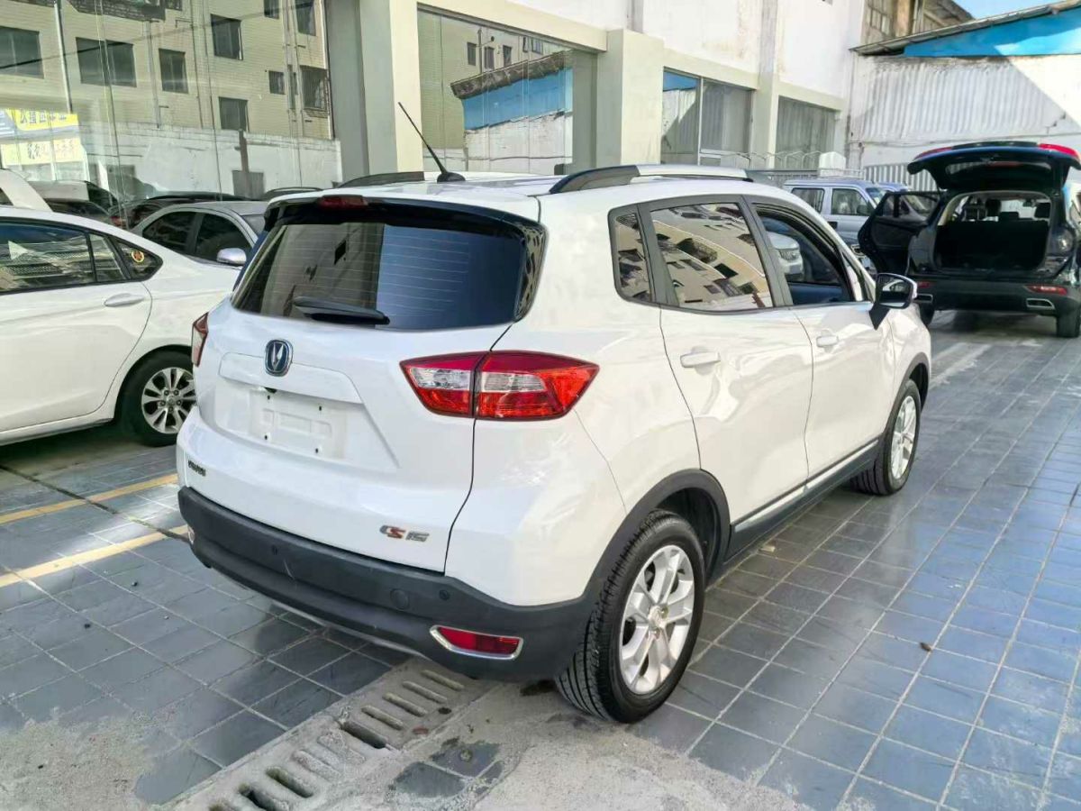 長安跨越 跨越王X5  2018款 1.5L 中配型單排后雙輪標(biāo)準(zhǔn)貨箱DK15C圖片