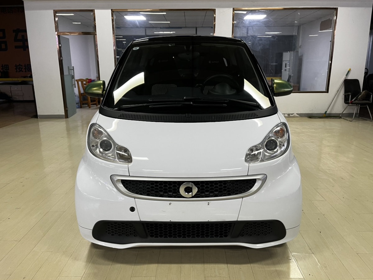 smart fortwo  2013款 1.0 MHD 硬頂冰炫特別版圖片