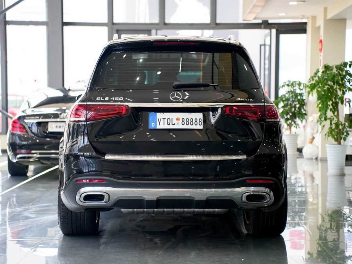 奔馳 奔馳GLS  2023款 改款 GLS 450 4MATIC 豪華型圖片