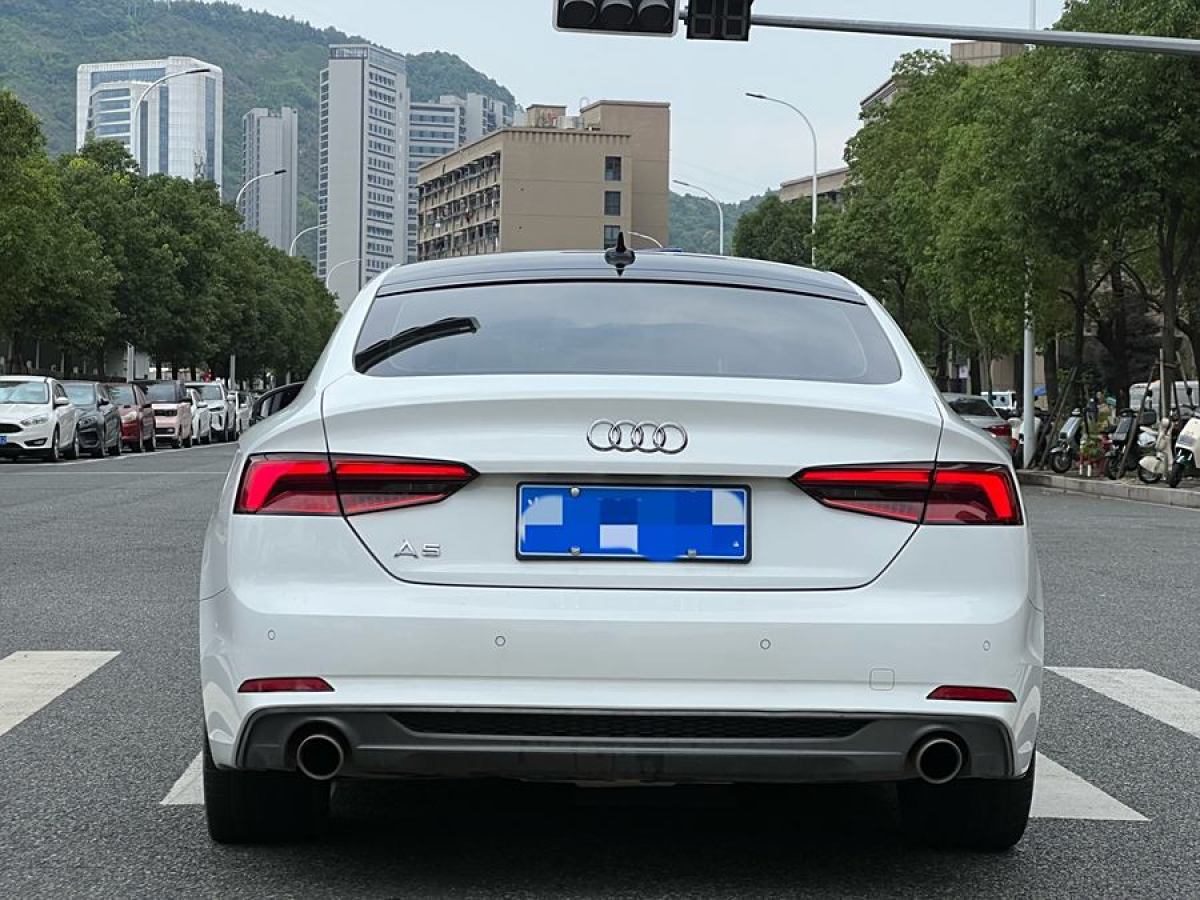 奧迪 奧迪A5  2017款 Sportback 40 TFSI 時(shí)尚型圖片