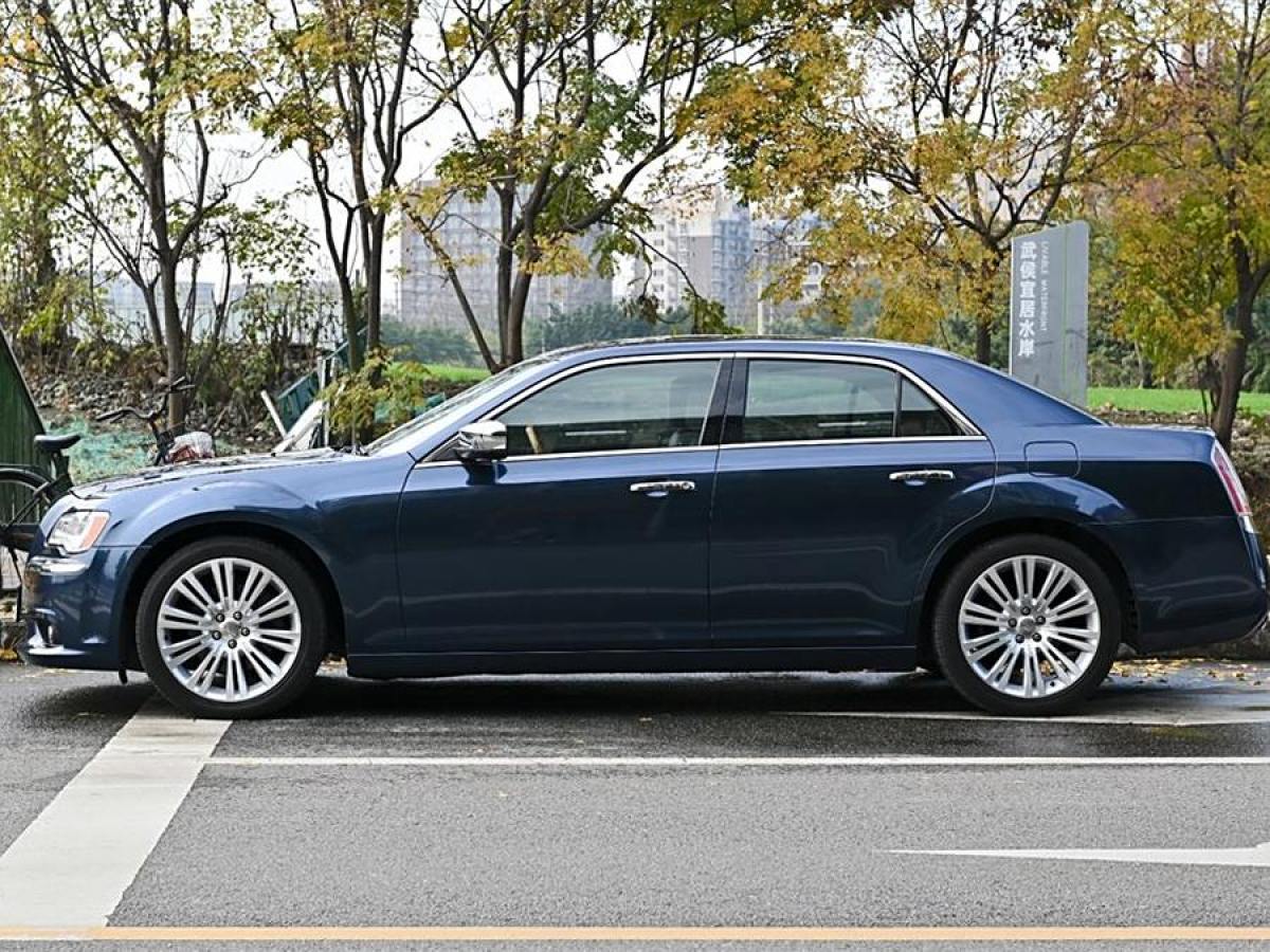 克萊斯勒 300C  2013款 3.6L 尊適版圖片