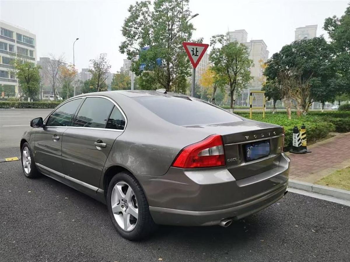 沃爾沃 S80L  2010款 2.5T 智尊版圖片