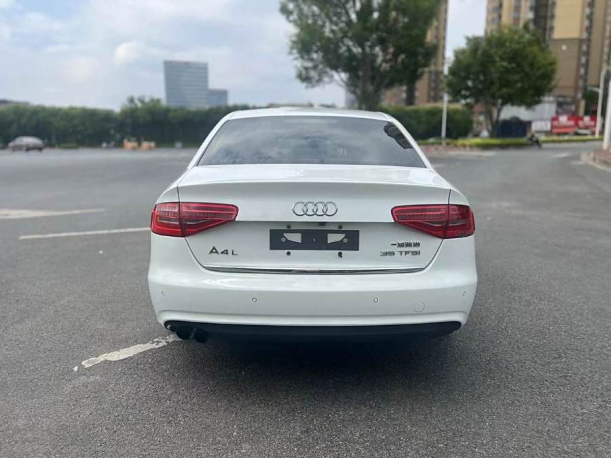 奧迪 奧迪A4L  2013款 35 TFSI 自動舒適型圖片