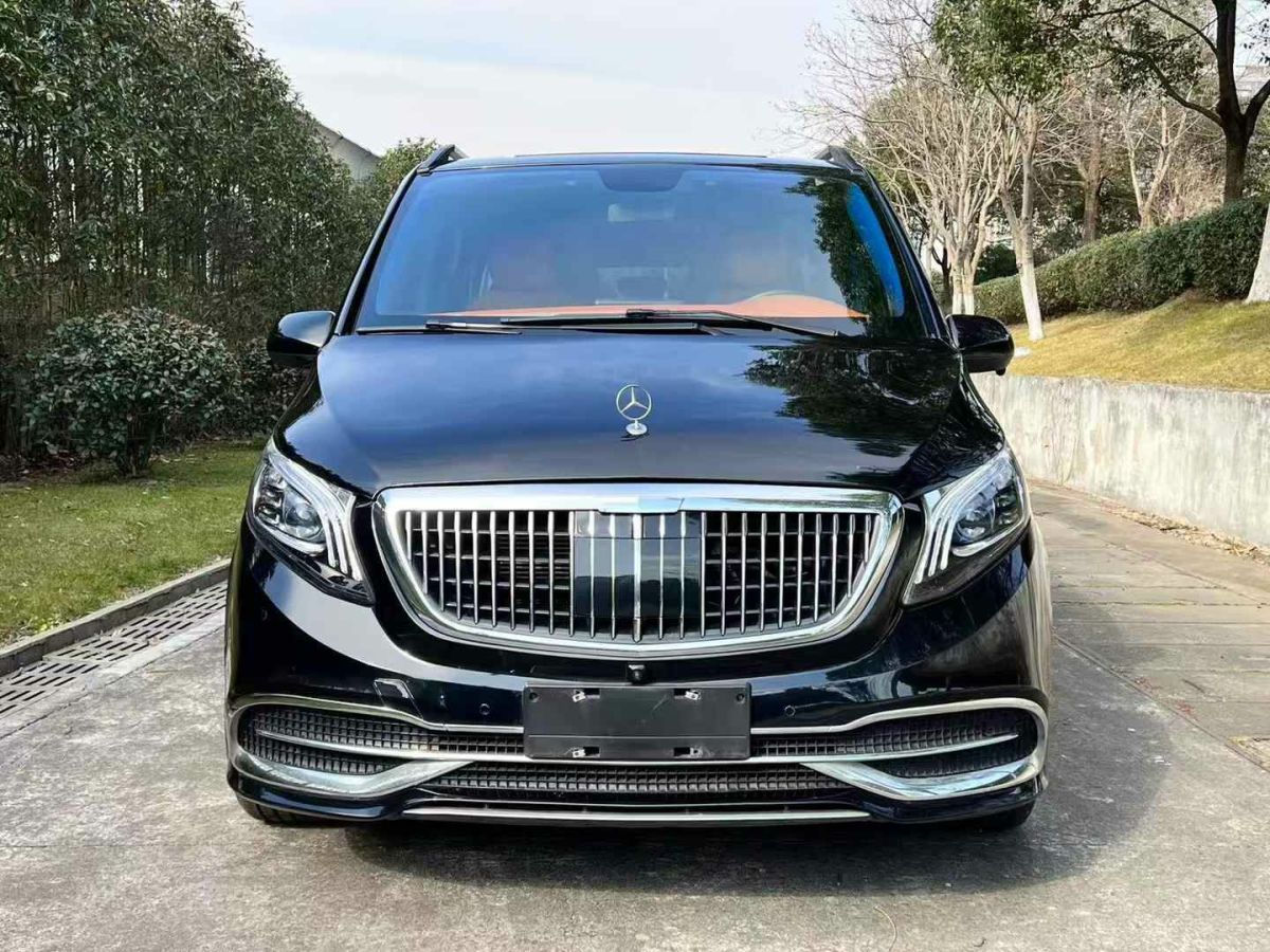 奔馳 奔馳GLC  2022款 GLC 260 4MATIC 轎跑SUV圖片