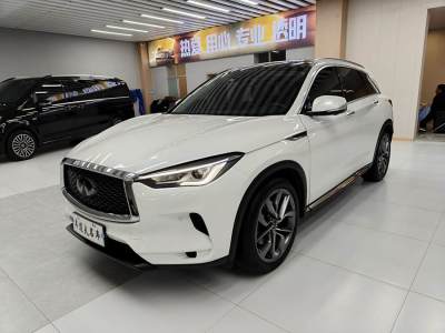 2021年10月 英菲尼迪 QX50 2.0T 四驅(qū)領(lǐng)航版圖片