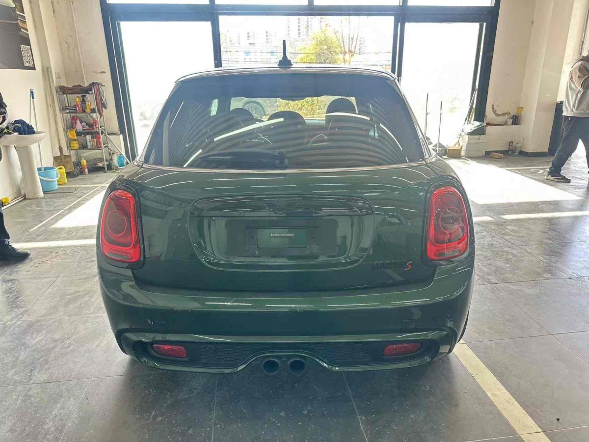 MINI MINI  2015款 2.0T COOPER S 五門版圖片