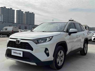 2021年1月 豐田 RAV4榮放 2.0L CVT兩驅(qū)風(fēng)尚版圖片