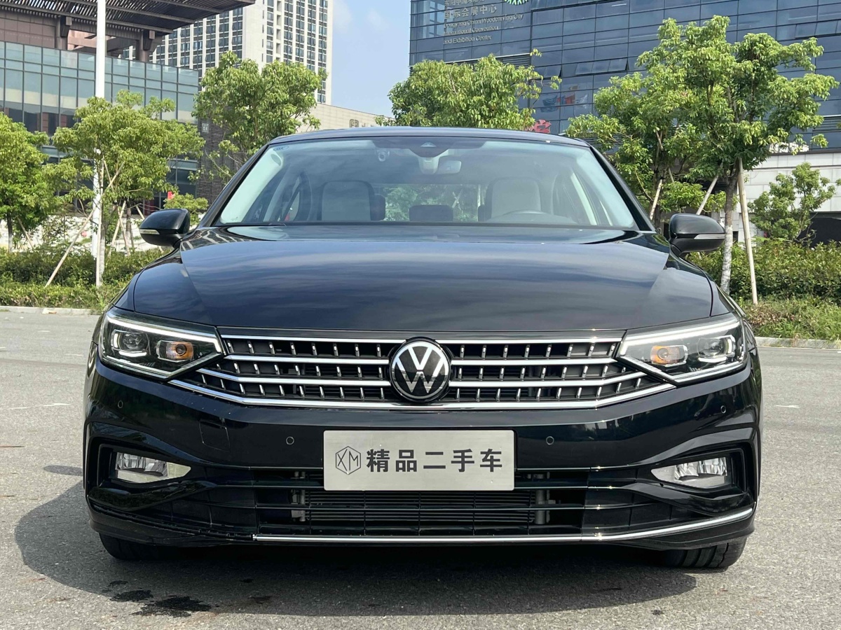 大眾 邁騰  2023款 200萬輛紀(jì)念版 330TSI DSG豪華型圖片