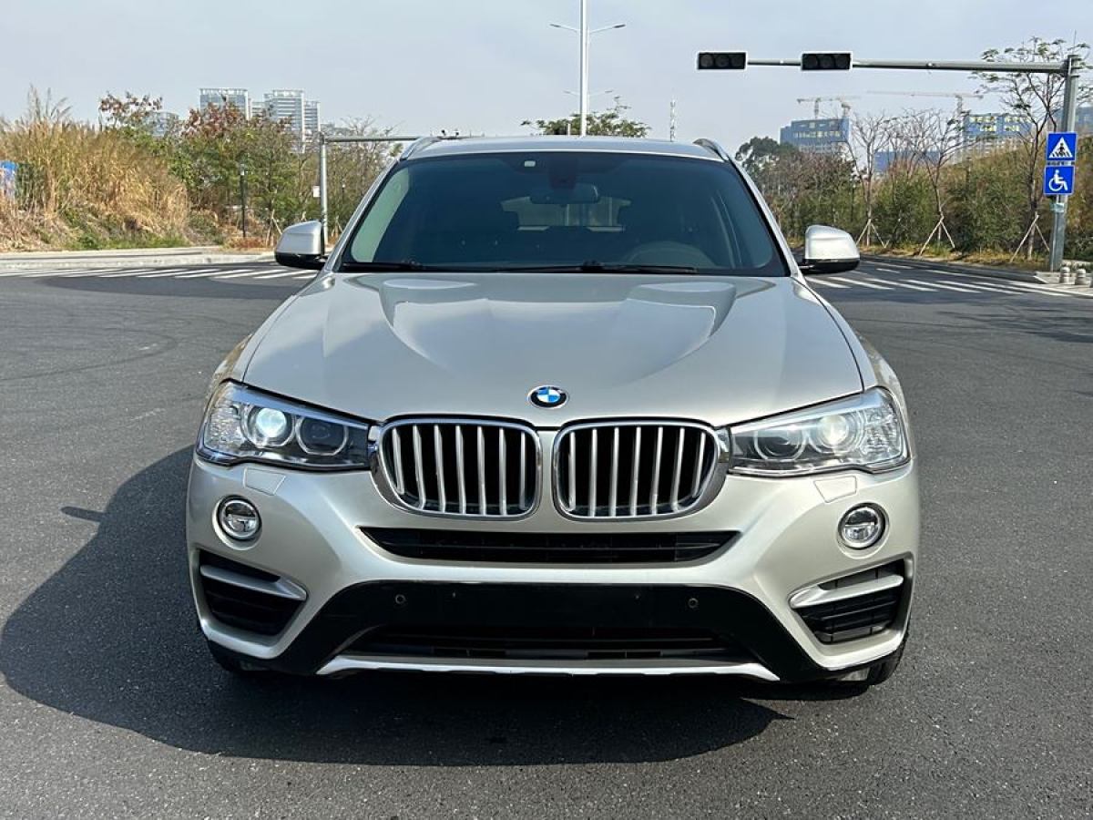 寶馬 寶馬X4  2014款 xDrive20i X設(shè)計套裝圖片