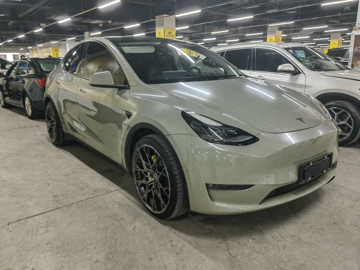 特斯拉 Model 3  2023款 長續(xù)航煥新版 雙電機(jī)全輪驅(qū)動圖片