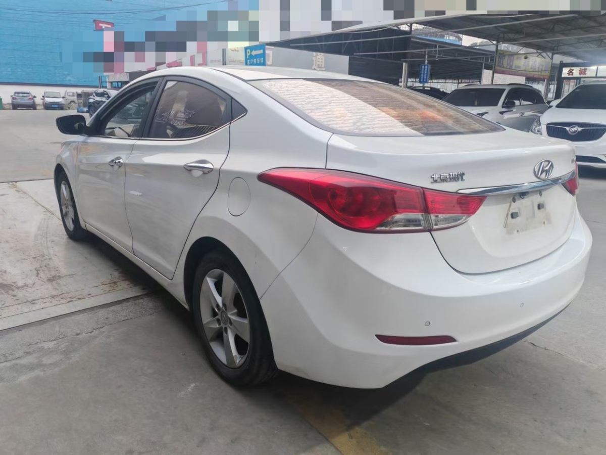 現(xiàn)代 朗動  2012款 1.6L 自動領(lǐng)先型圖片