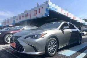ES 雷克薩斯 200 卓越版